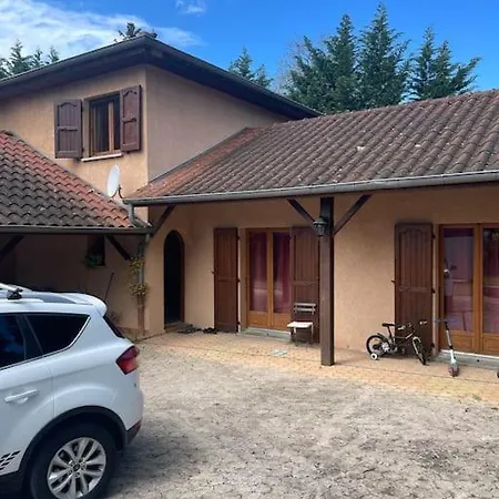 Les Charmettes * Saint-Chef