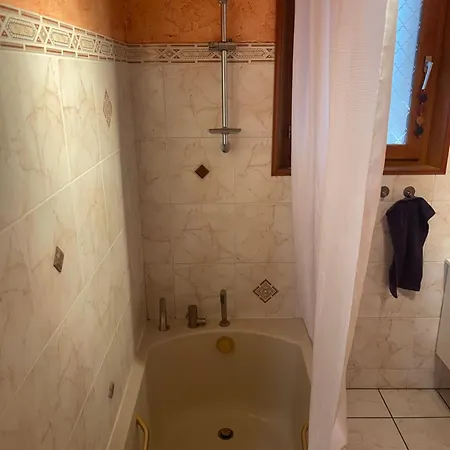 Les Charmettes Villa *